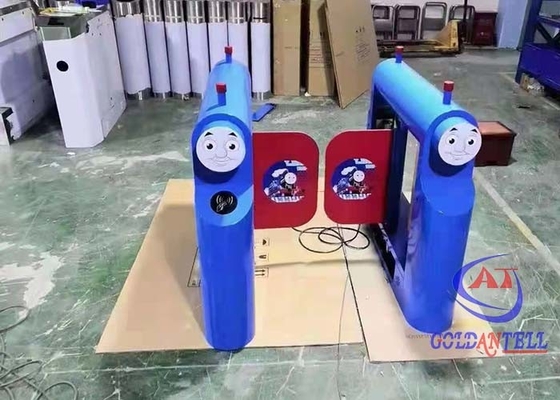 โรงเรียนอนุบาล Swing Barrier Gate 600 - 900 มม. ความกว้างของทางเดินปรับได้สองทิศทาง