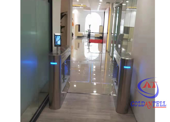 ความเร็วสูง Servo Slim Swing Barrier Gate Gym ระบบจดจำใบหน้าแบบเต็มความสูง