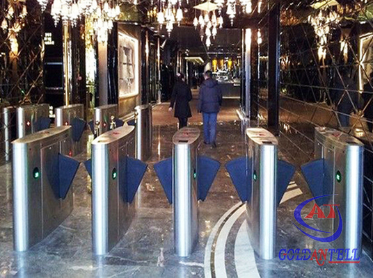 ทางเข้าด้านความปลอดภัย Flap Barrier Gate / ประตูหมุนเต็มความสูงด้วยลายนิ้วมือ