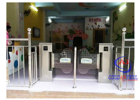 ช่องประตู Swing Barrier 600mm ความกว้าง Flap การควบคุมการเข้าถึงความเร็ว Gate Turnstile