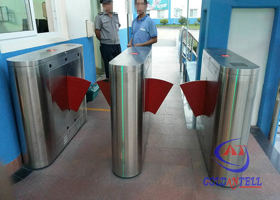 Subway High Traffic Flow Flap Barrier Gate 304 เหล็กกล้าไร้สนิม Single / Double Core