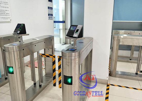 ประตูหมุน NFC ความปลอดภัยสูงที่ใช้มอเตอร์เต็มรูปแบบพร้อมสร้อยข้อมือสำหรับรถบัสหรือห้องน้ำ